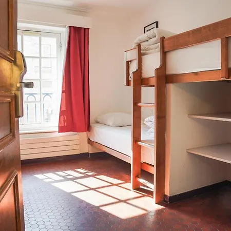 MIJE MARAIS Hostel-2